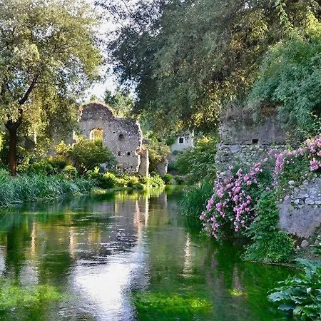 Appartement Casa Latiini A *